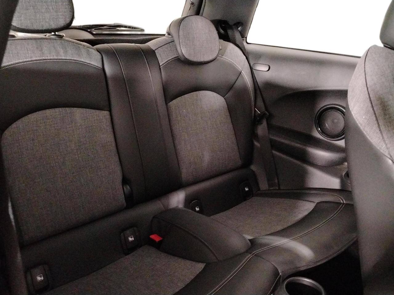 MINI Mini Cooper SE M