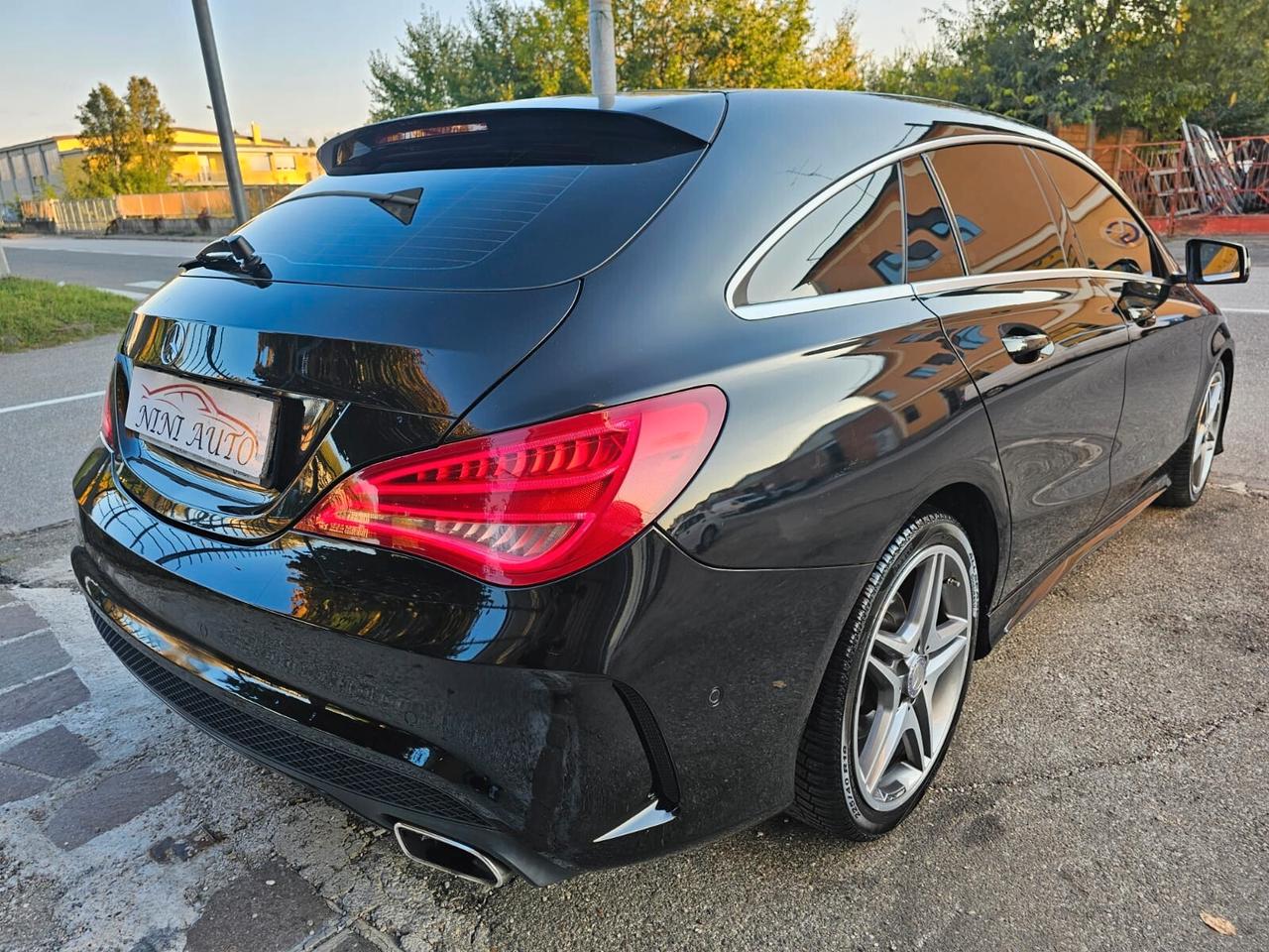 Mercedes-benz CLA 200d 136cv Shooting Brake Premium*AMG*