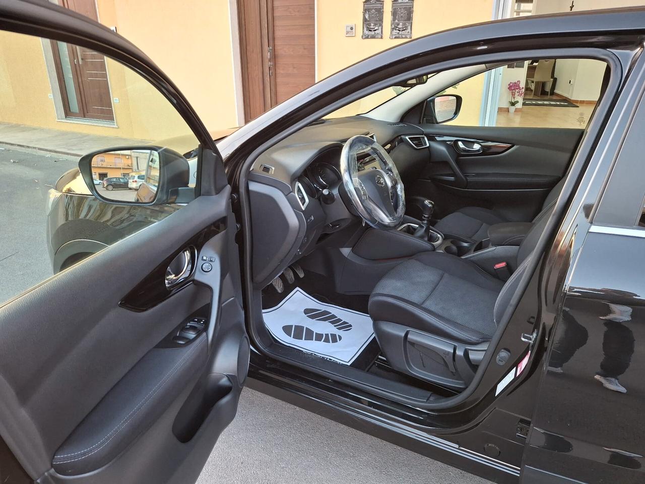 Nissan Qashqai 1.5 dCi Tekna