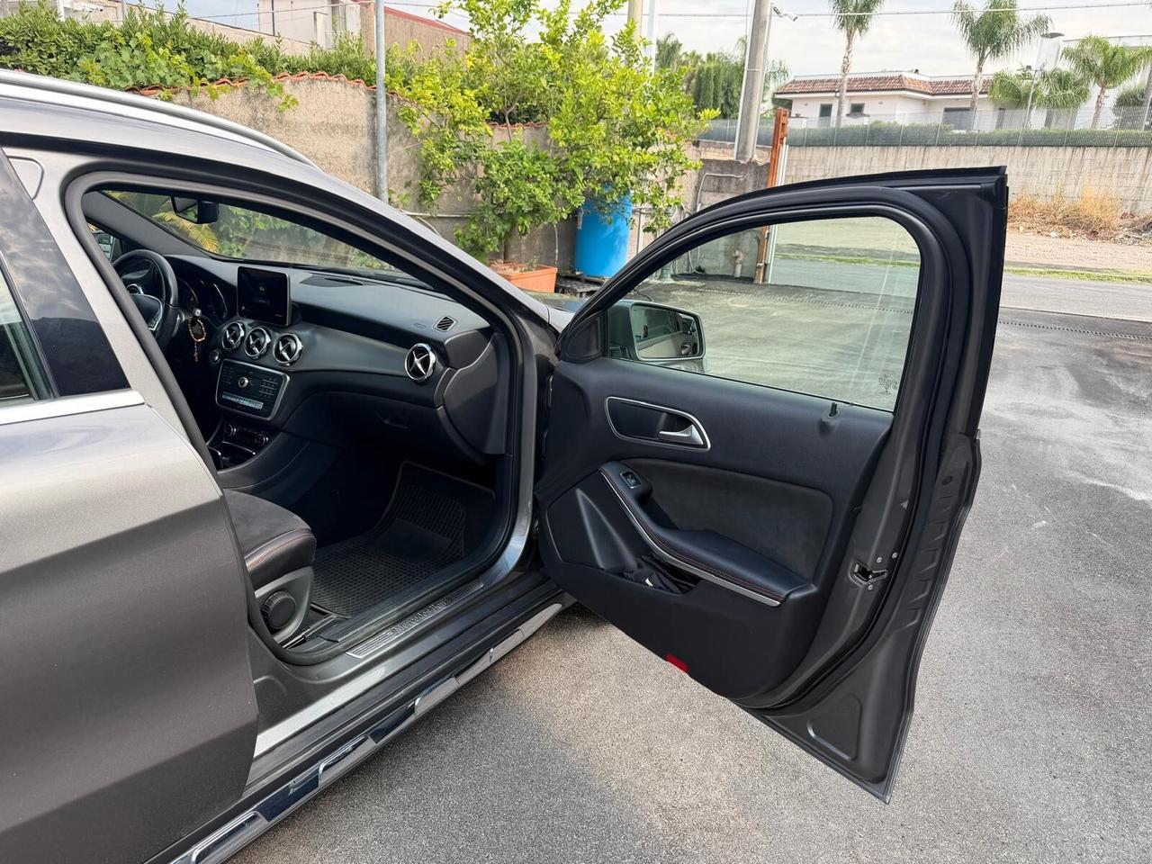 Mercedes-benz GLA 200 d Automatic 4Matic Premium