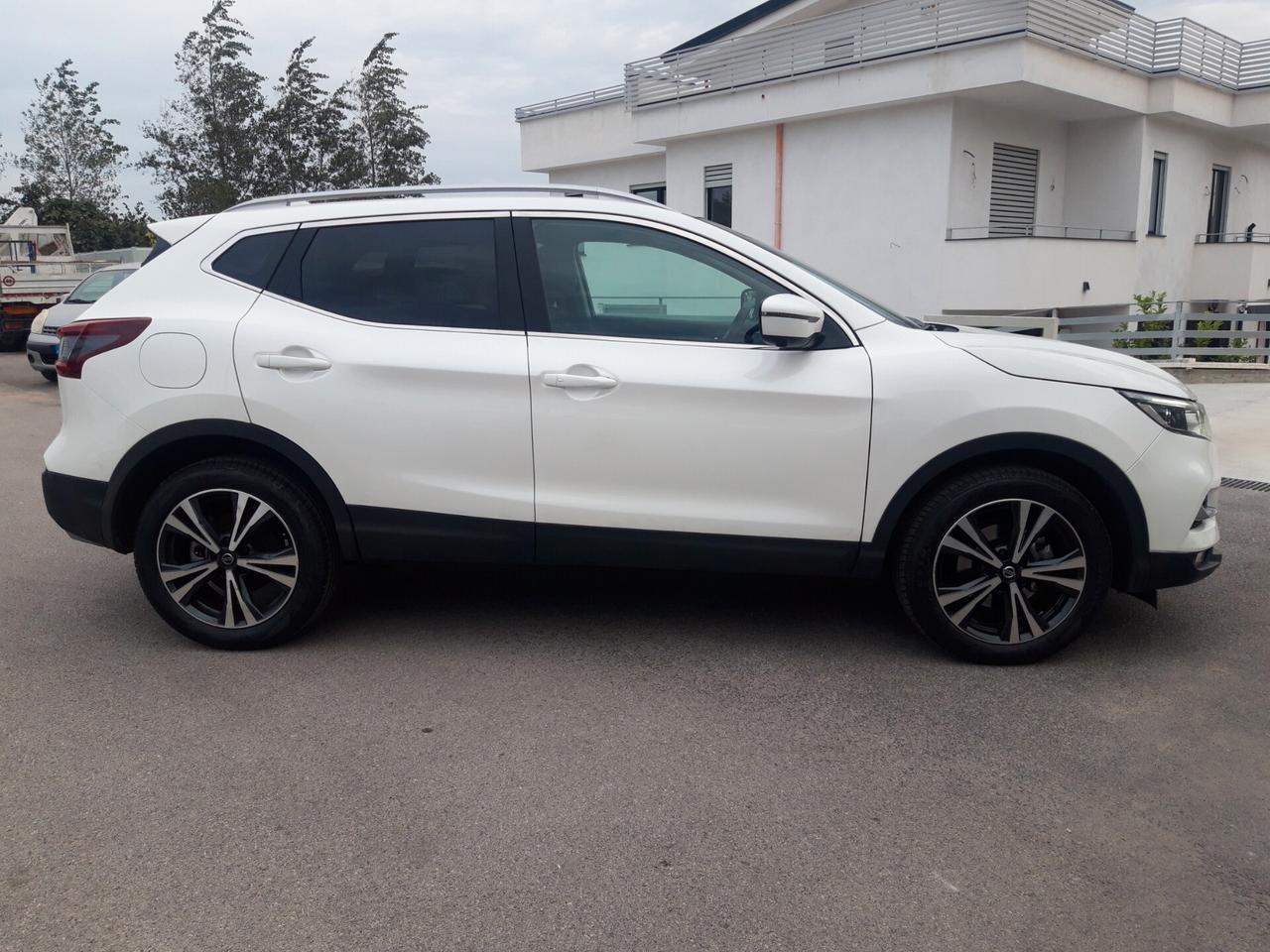 Nissan Qashqai 1.5 dCi N-Connecta TETTO PANORAM. 2018