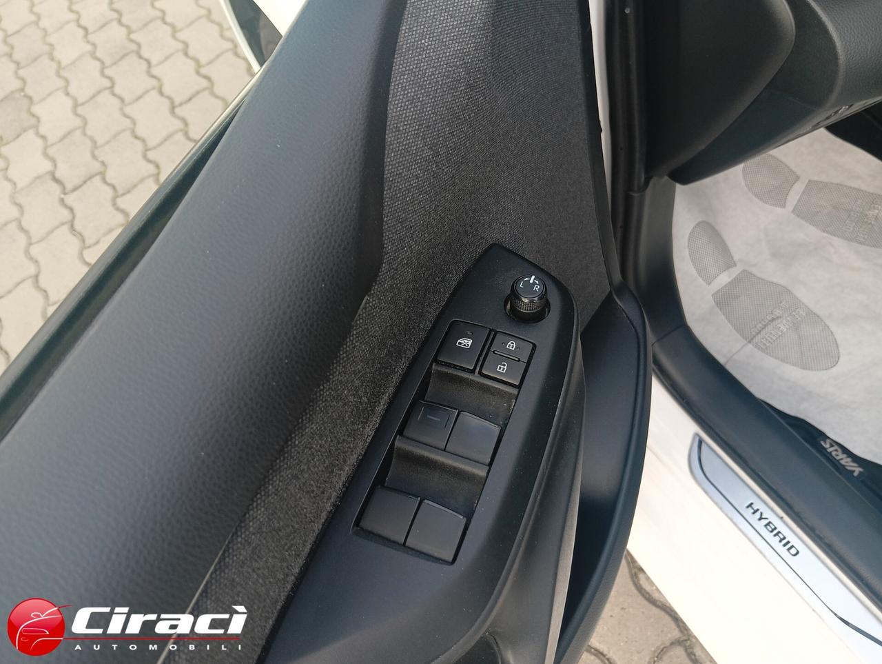 Toyota Yaris 1.5 Hybrid 5 porte Trend