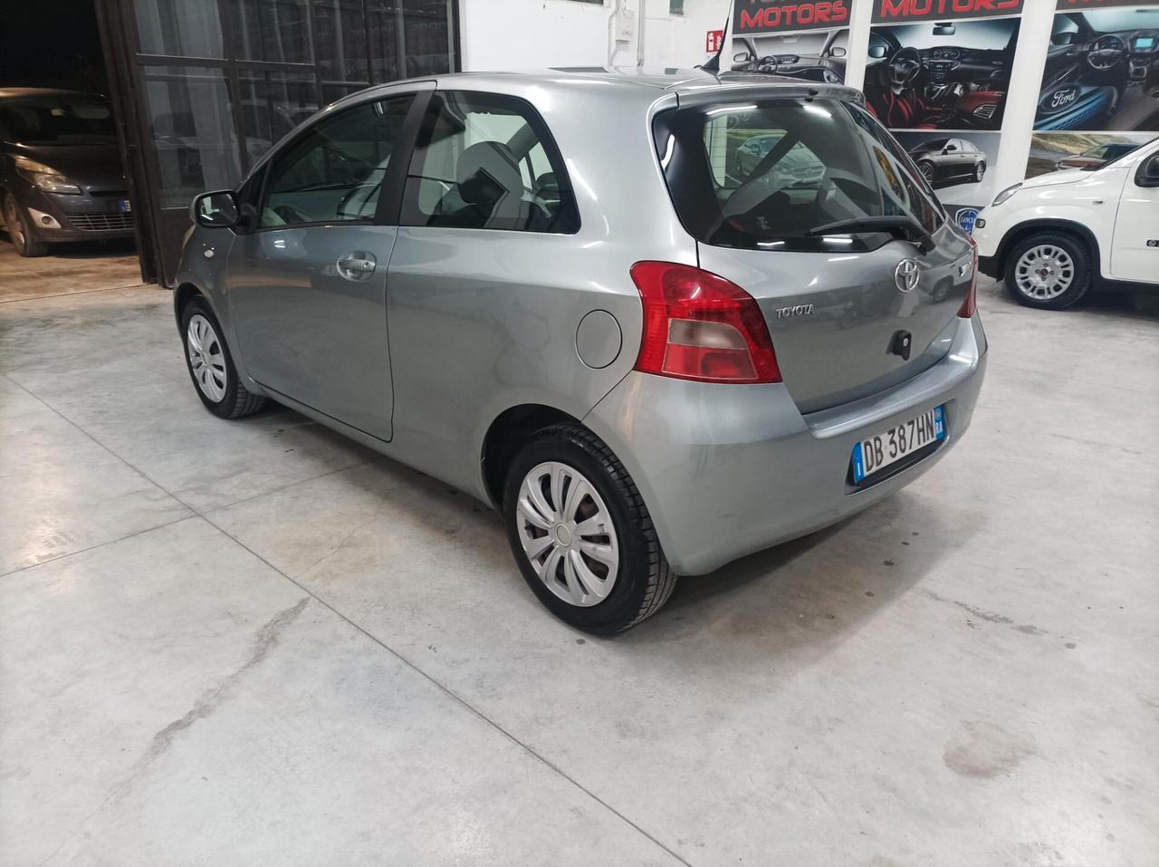 Toyota Yaris 1.0 CV 69 3 porte 05/2006