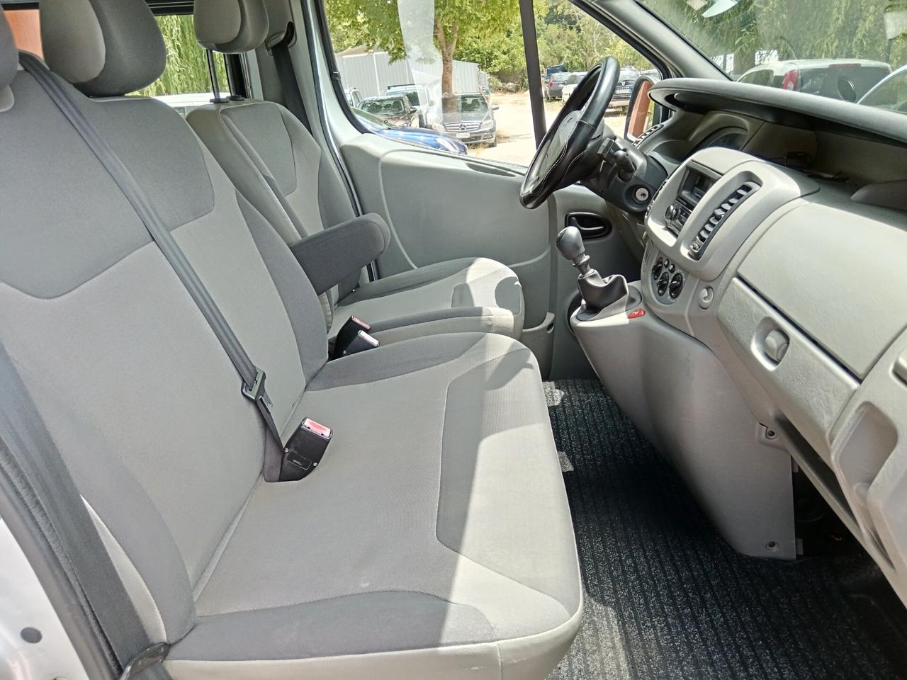 Renault Trafic 2.0 DCI 115CV 6 POSTI COMBI