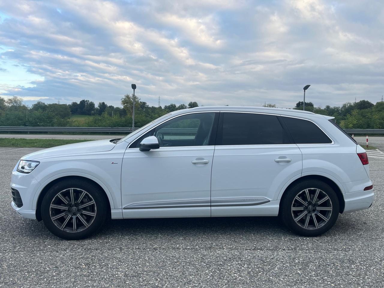 Audi Q7 3.0 TDI 272 CV quattro tiptronic Business Plus