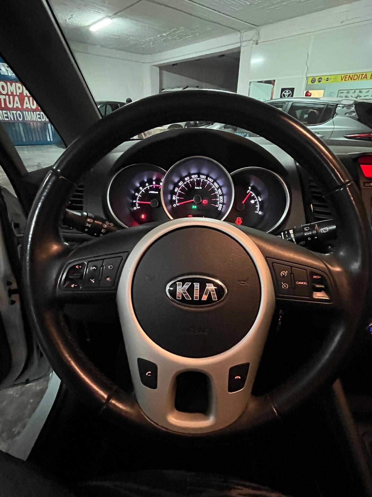 Kia Venga 1.4 CRDi 90CV Cool