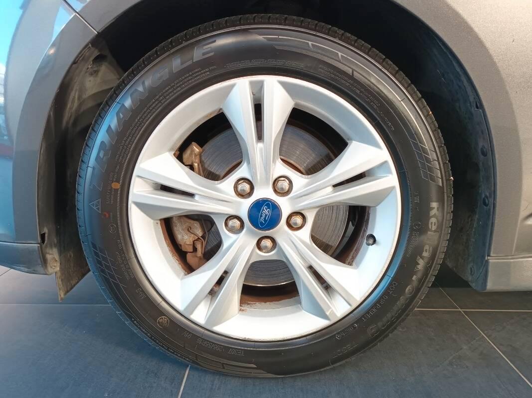 Ford C-Max 1.5 tdci Business 120cv 7 POSTI