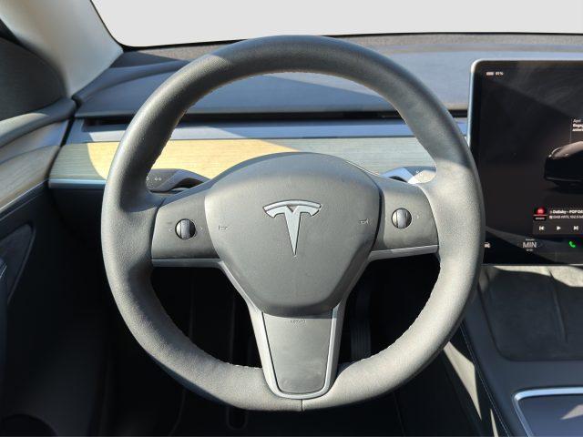 TESLA Model Y Model Y Long Range AWD