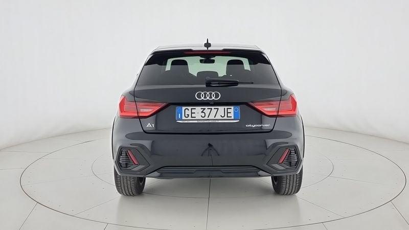 Audi A1 citycarver 30 TFSI Admired