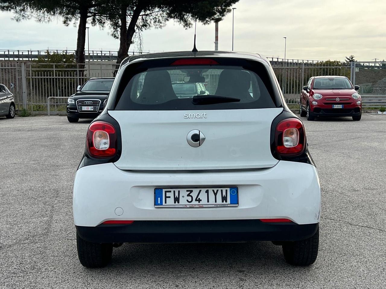 Smart ForFour 1.0