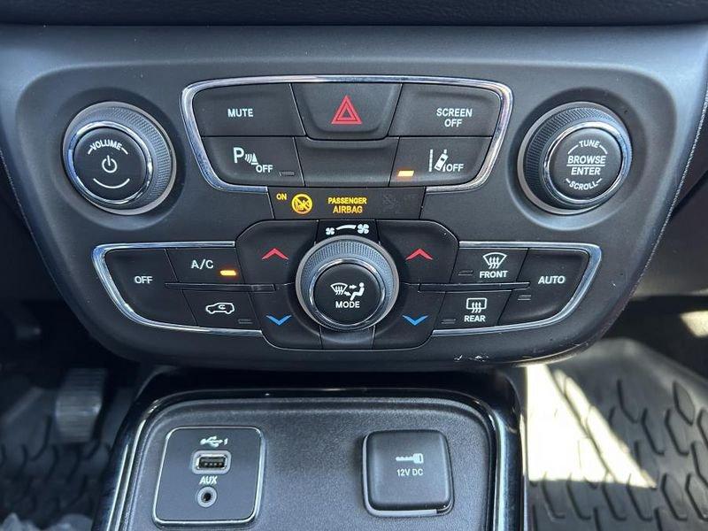 Jeep Compass 1.6 Mjt 120 cv Night Eagle GANCIO TRAINO+NAVI+CAMERA