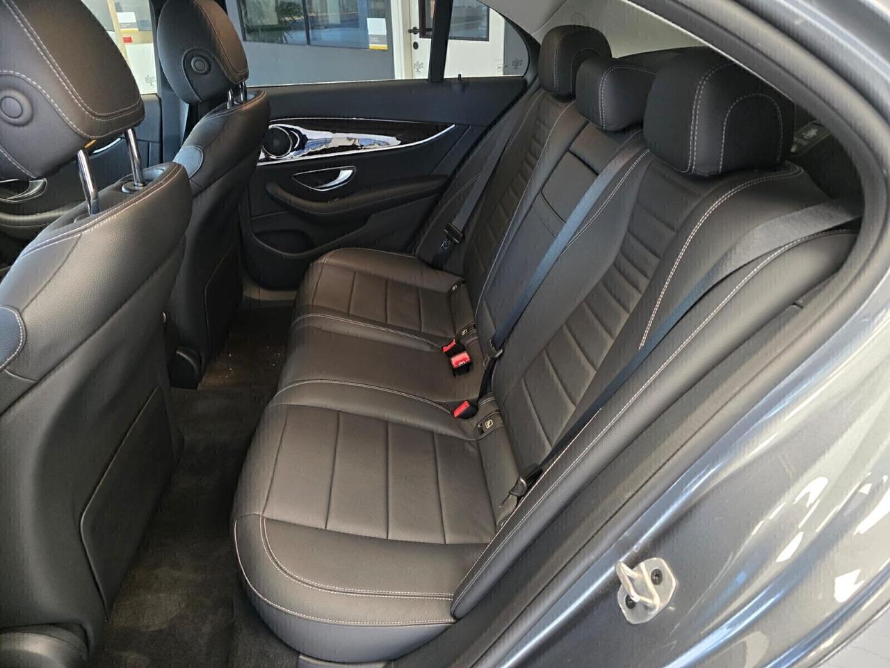 Mercedes E 220 d 4Matic Auto Business Sport