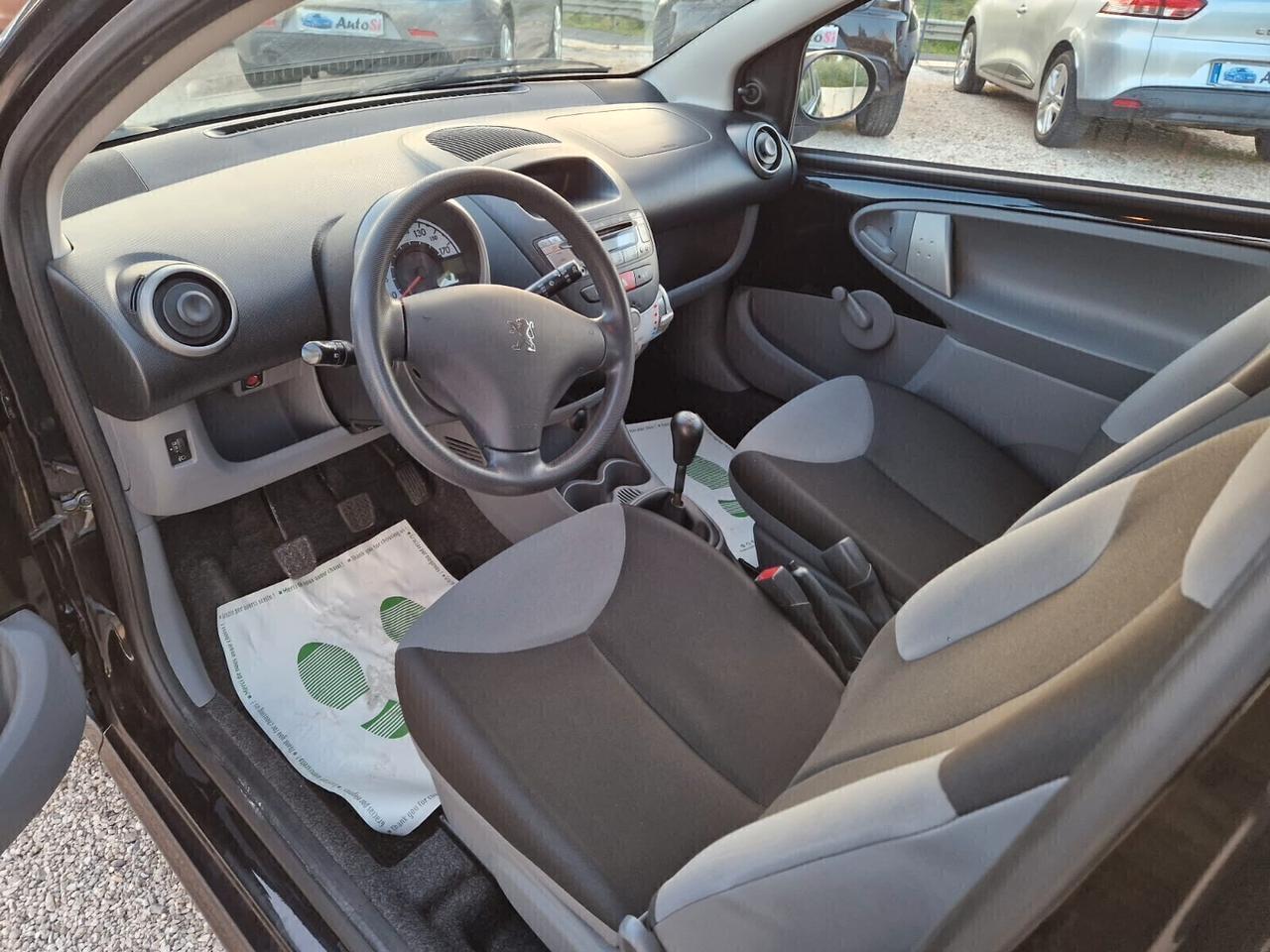 Peugeot 107 1.0 68CV 5p. Allure