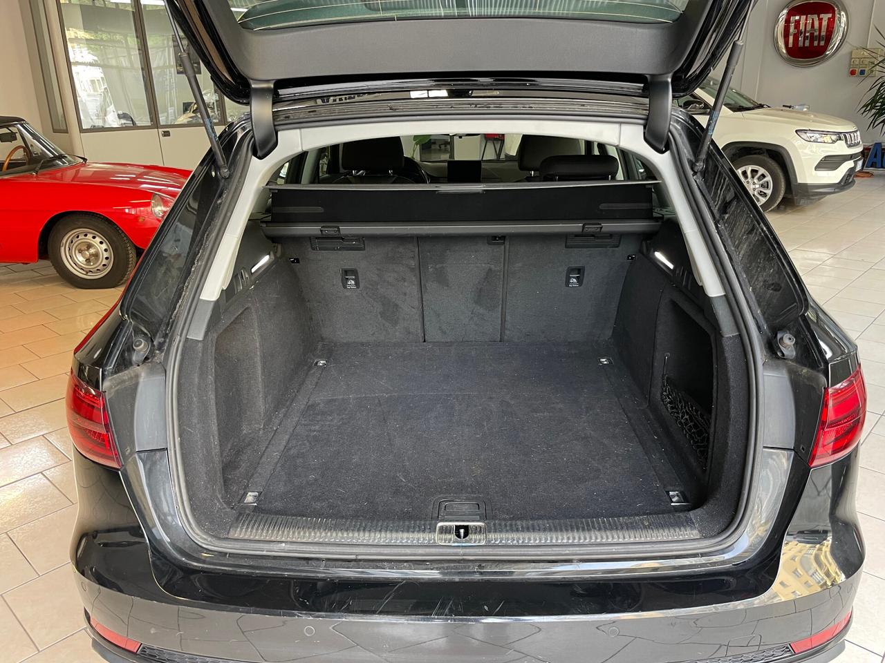 Audi A4 Avant 30 TDI S tronic Design