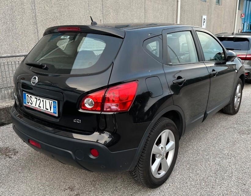 Nissan Qashqai 2.0 dCi DPF 4WD Acenta