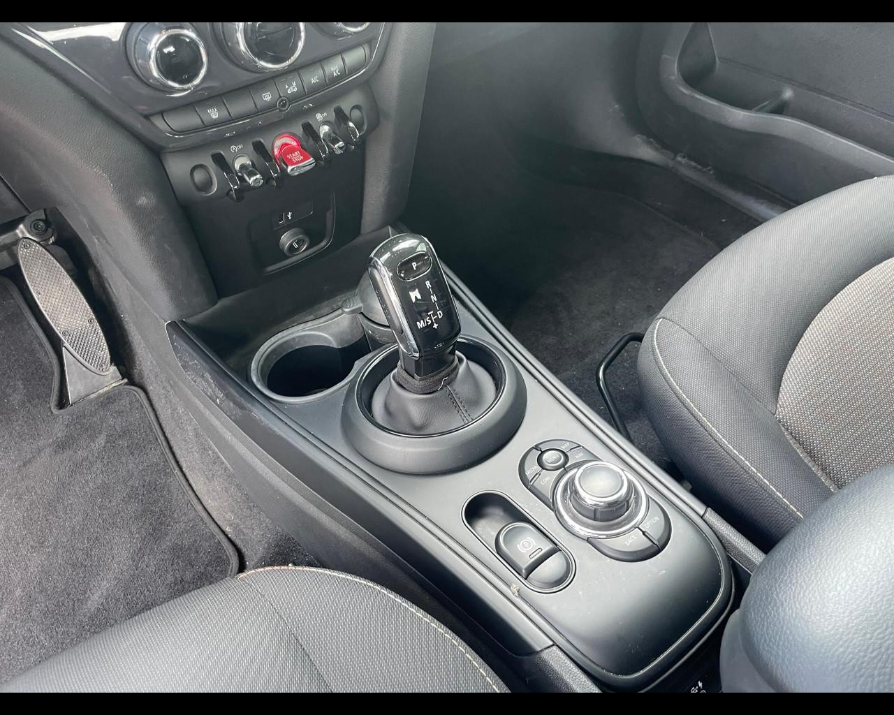MINI Mini Countrym.(F60) - Mini 1.5 Cooper Business Countryman
