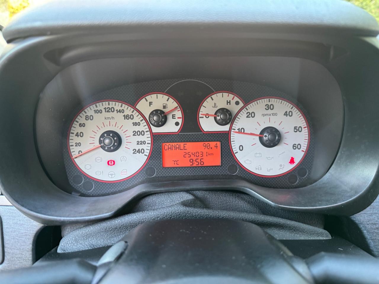 Fiat Grande Punto 1.9 MJT 130 CV 3 porte Sport