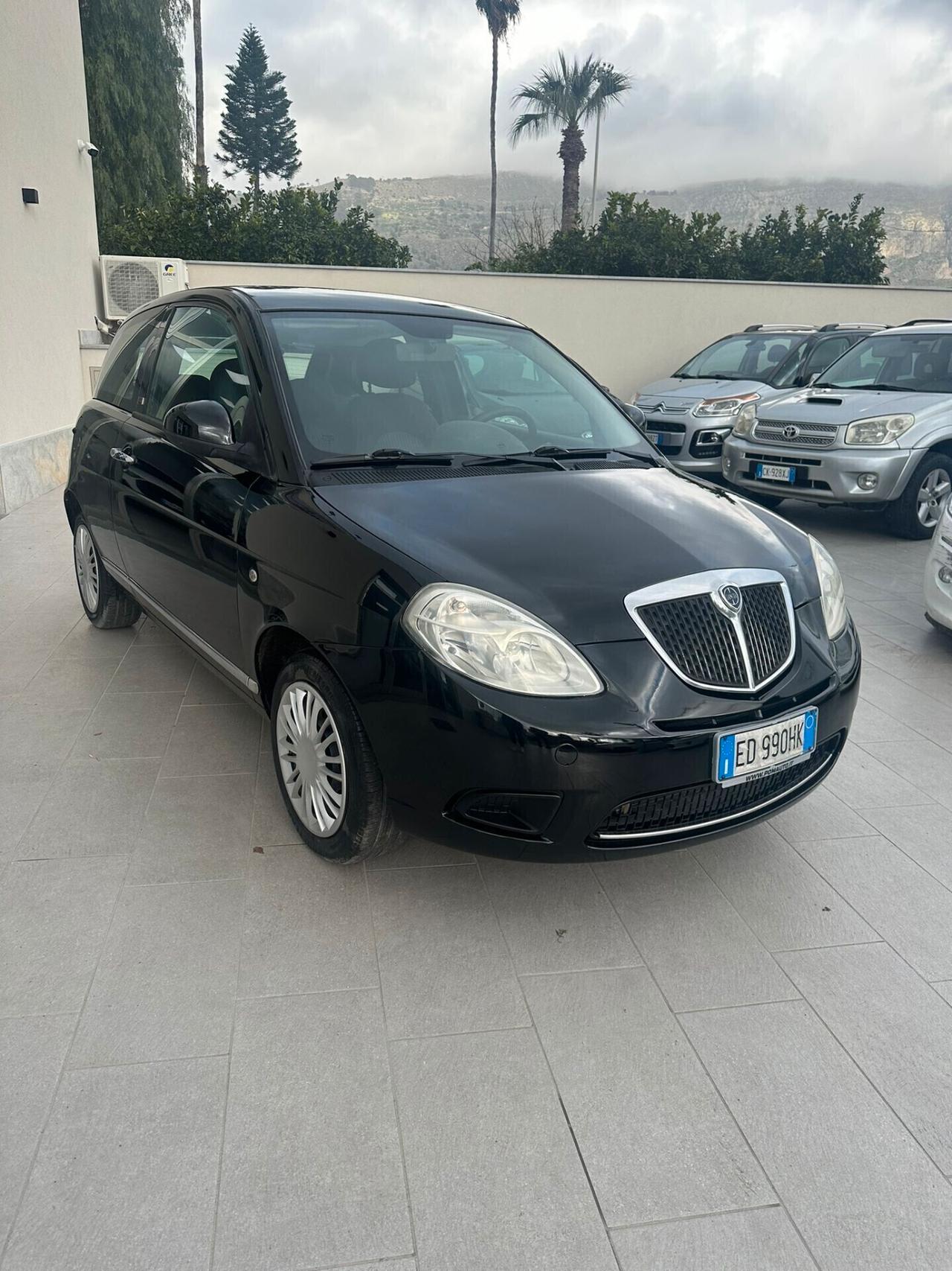 Lancia Ypsilon 1.2 Diva