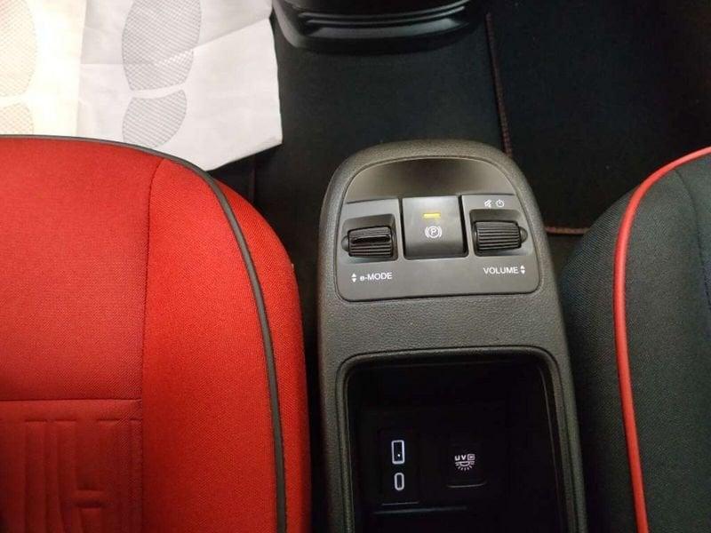 FIAT 500 500e Cabrio 42 kWh (Red)