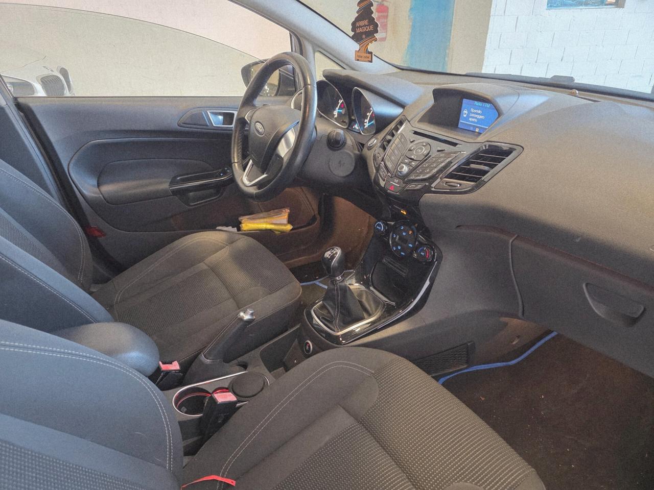 Ford Fiesta 1.4 5p. Bz.- GPL Titanium 1 proprietario