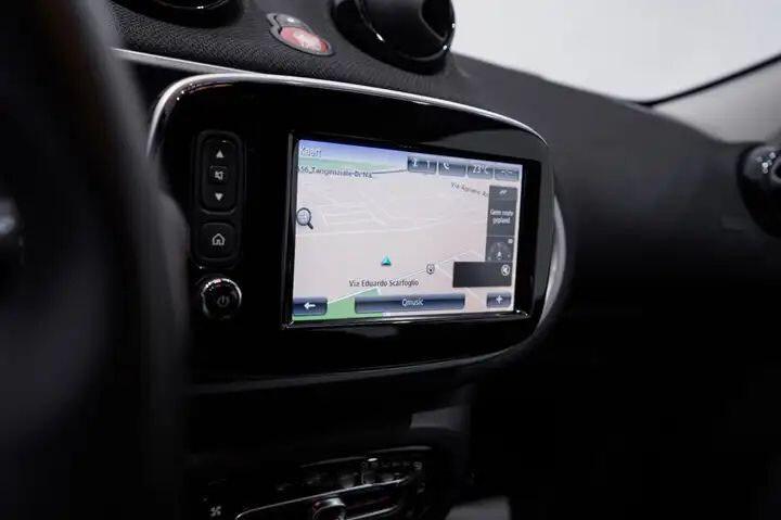 Smart ForFour 1.0 Passion 70cv NAVI+LED