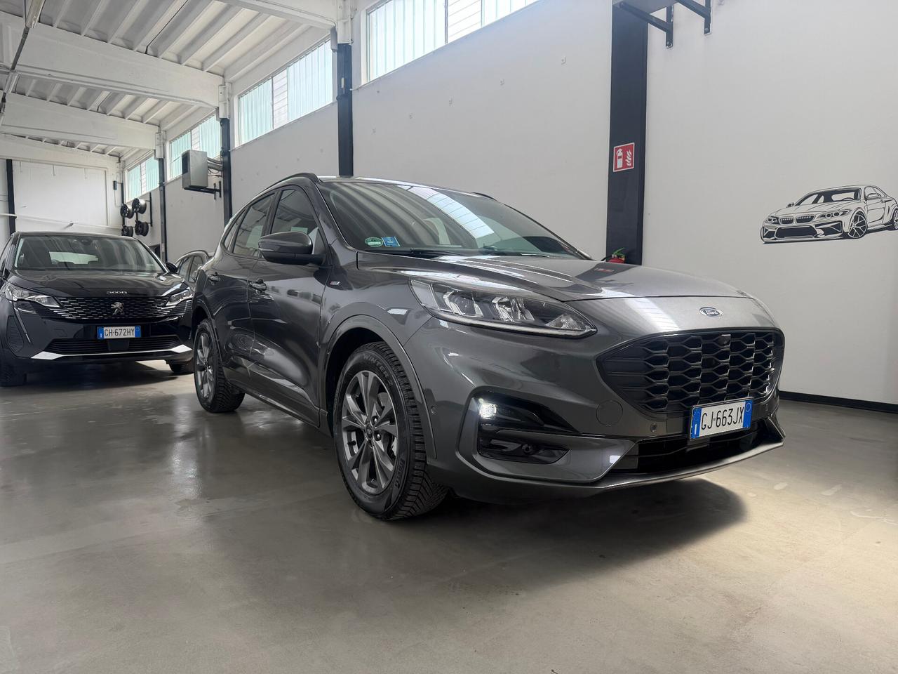 Ford Kuga 2.5 Full Hybrid 190 CV CVT 2WD ST-Line Design