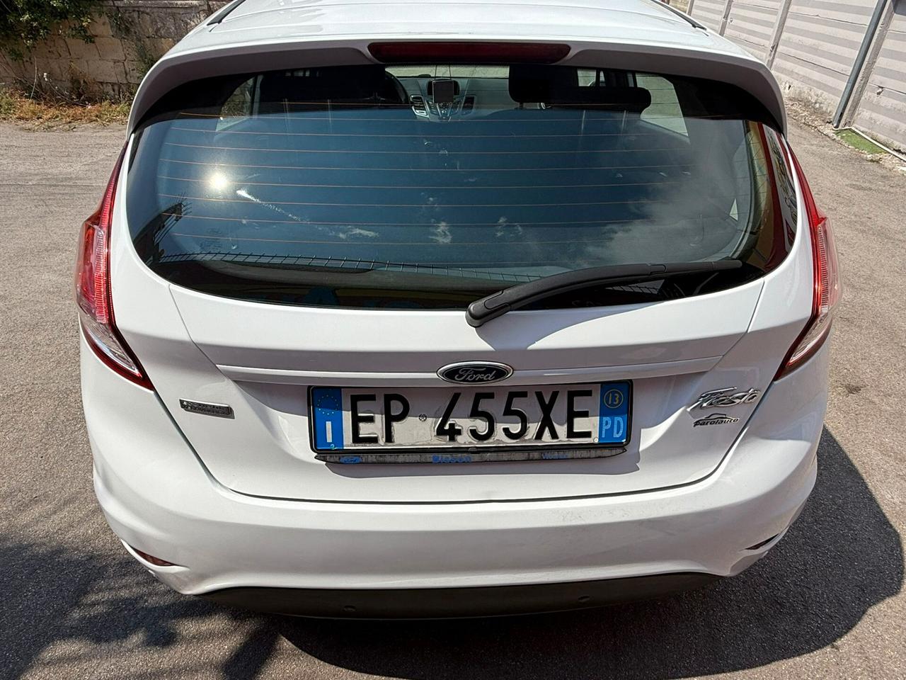 Ford Fiesta 1.5 TDCi 75cv Business - 2013