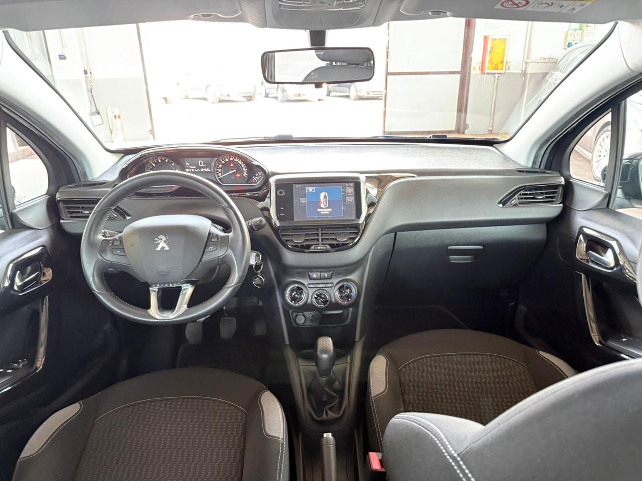 Peugeot 208 PureTech 82 5 porte Allure