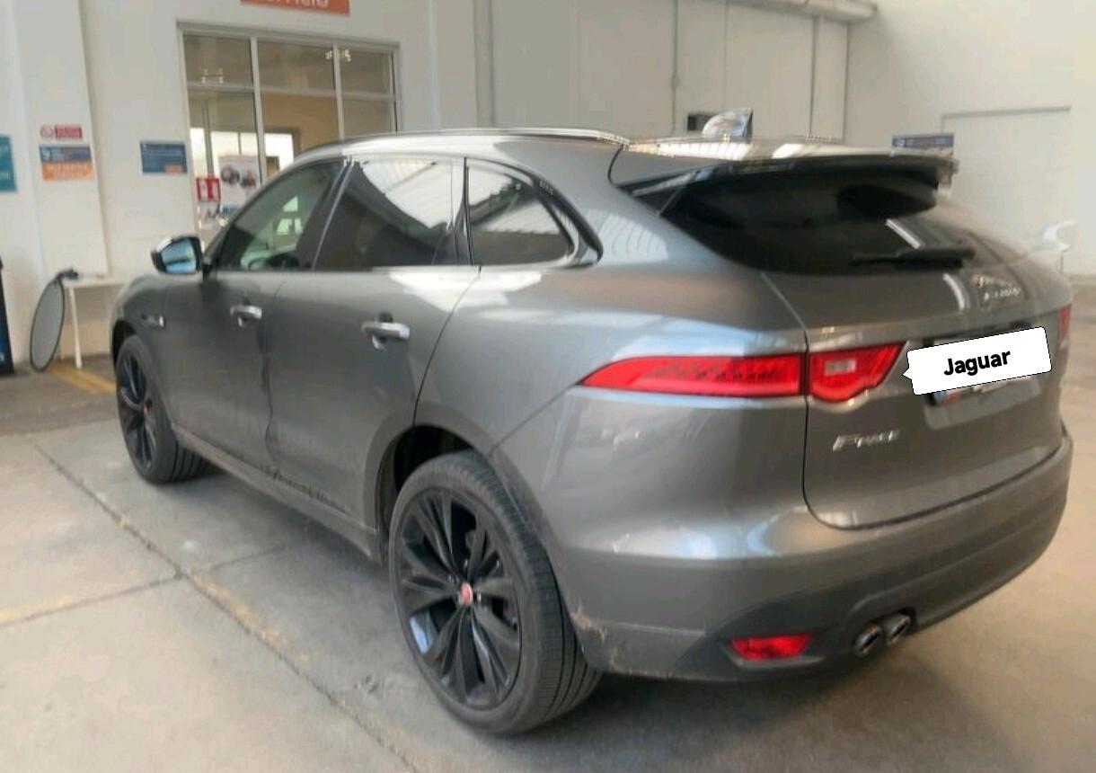 Jaguar F-Pace 2.0 D 180 CV AWD aut. R-SPORT 2018