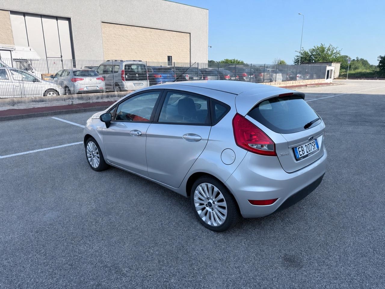 Ford Fiesta 1.4 96CV aut. 5 porte Titanium