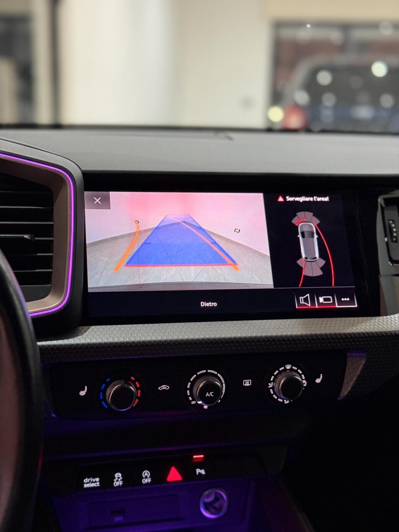 Audi A1 citycarver 30 TFSI S tronic Identity Contrast