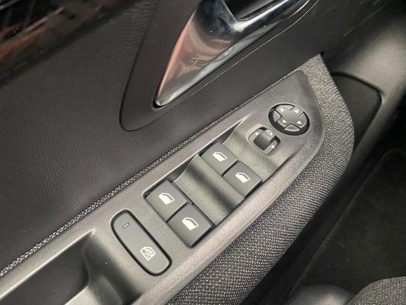 Peugeot 208 Hybrid 100 e-DCS6 Style - PROMO SIRONIAUTO+
