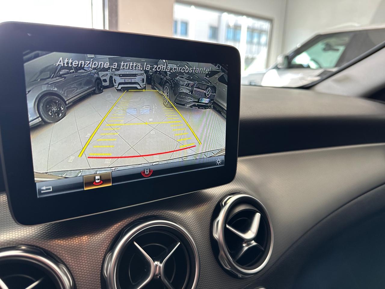 Mercedes-benz GLA 180 Sport PARI A NUOVO