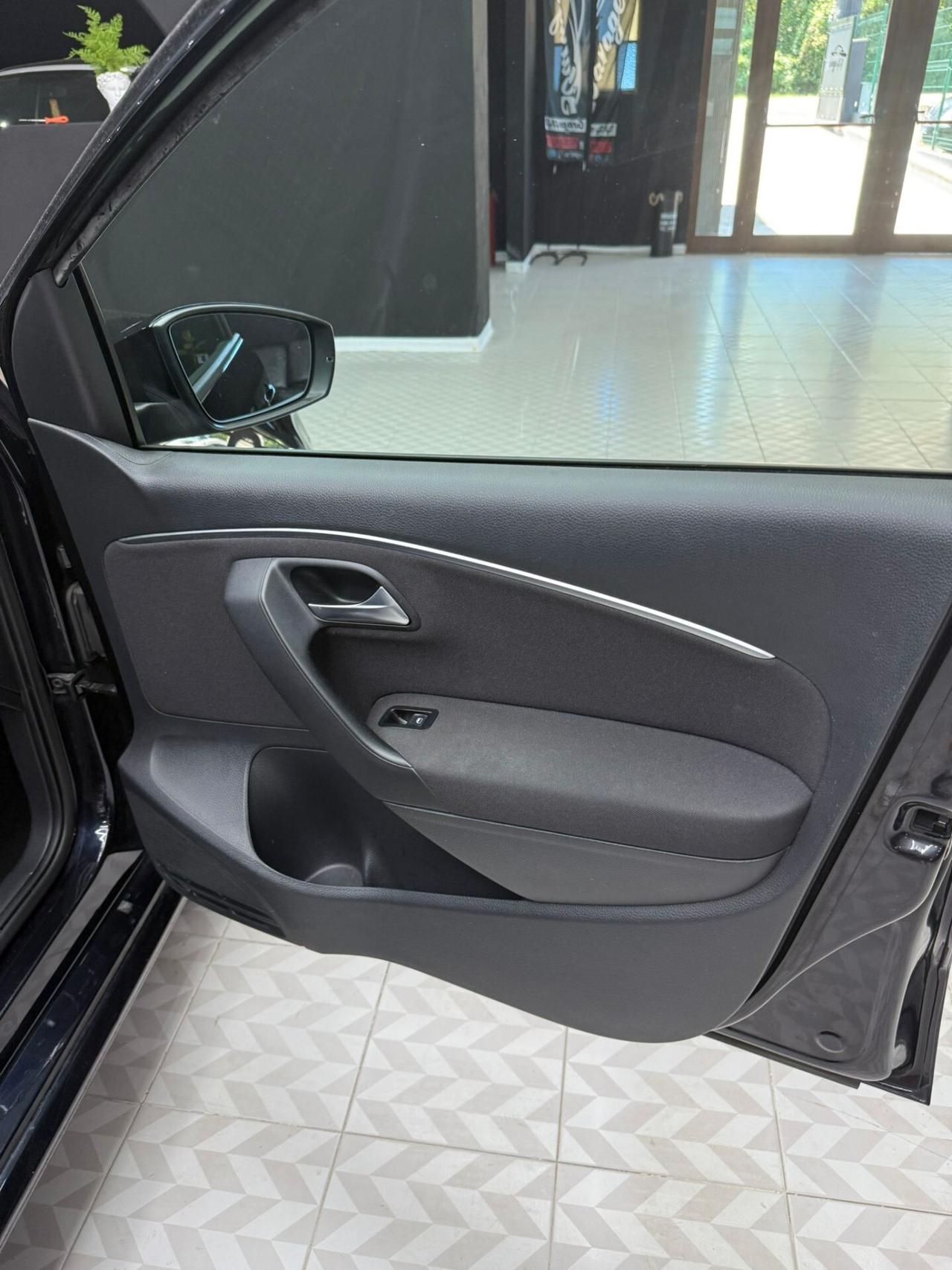 Volkswagen Polo 1.0 MPI 5p. Business Trendline