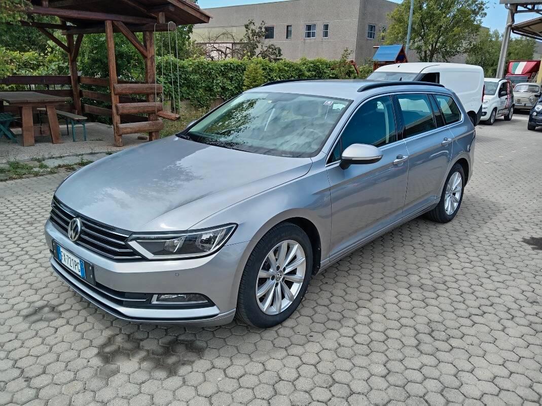 Volkswagen Passat 2.0 tdi Business (businessline) 150cv
