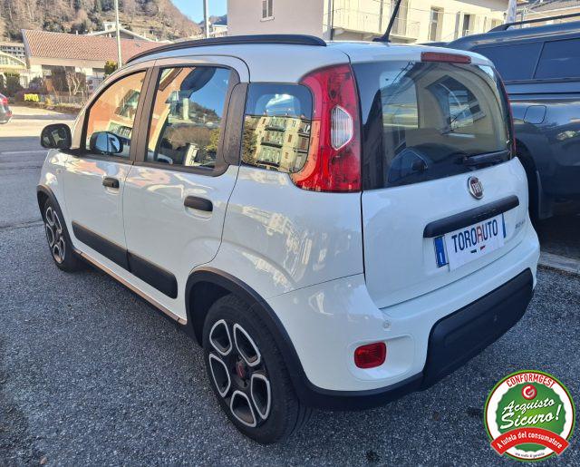 FIAT Panda 1.0 FireFly S&S Hybrid City Life UNICO PROP.