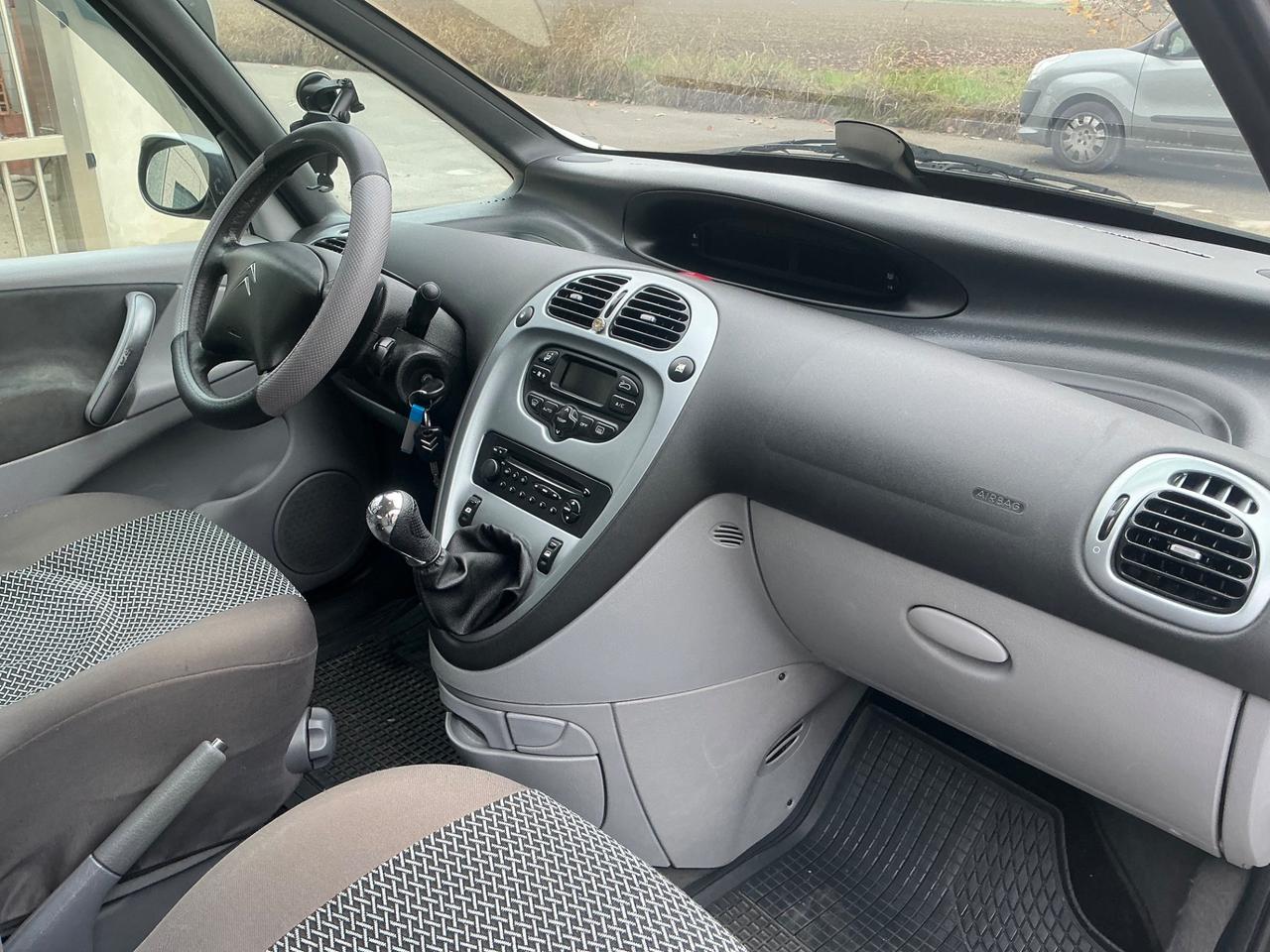 Citroen Xsara Picasso 1.8 16V Elegance