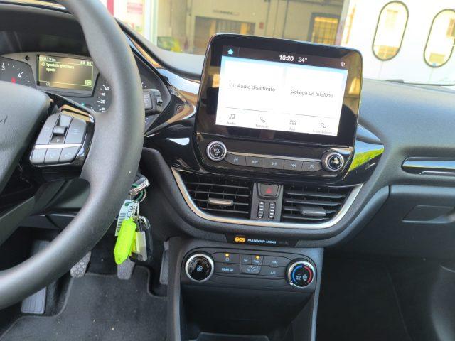 FORD Fiesta 1.5 5 porte Connect HATCHBACK ADATTA A NEO