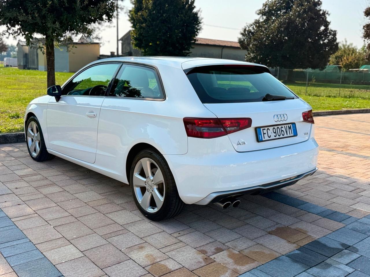 Audi A3 2.0 TDI 150 CV clean diesel Ambition