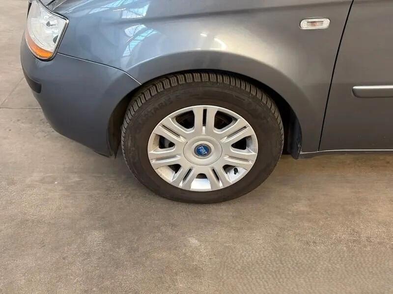 Fiat Idea 1.4 16V Emotion