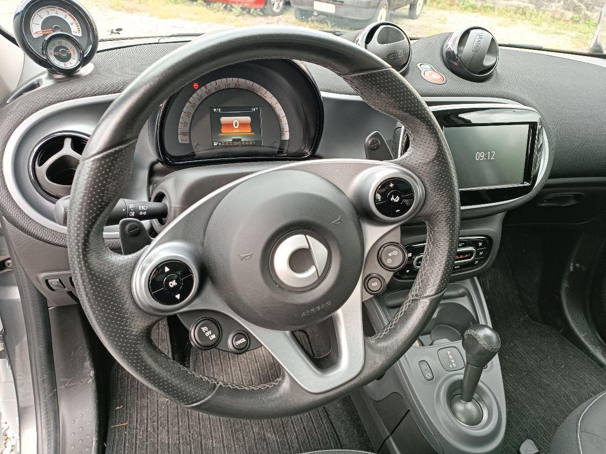 - Forfour - 70 1.0 Passion CAMBIO AUTOM.