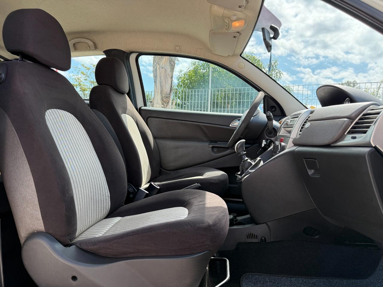 LANCIA YPSILON ANNO 2008 1.2 BENZINA 60 CV