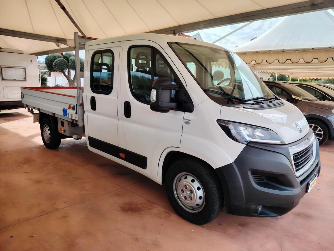 Peugeot boxer cassonato 7 posti iva esposta 2020