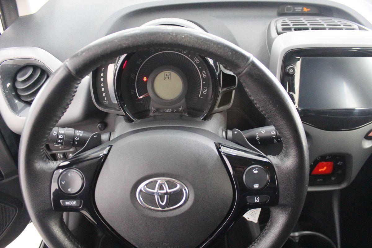 TOYOTA - Aygo - 1.0 VVT-i 72 CV 5p. x-play MMT