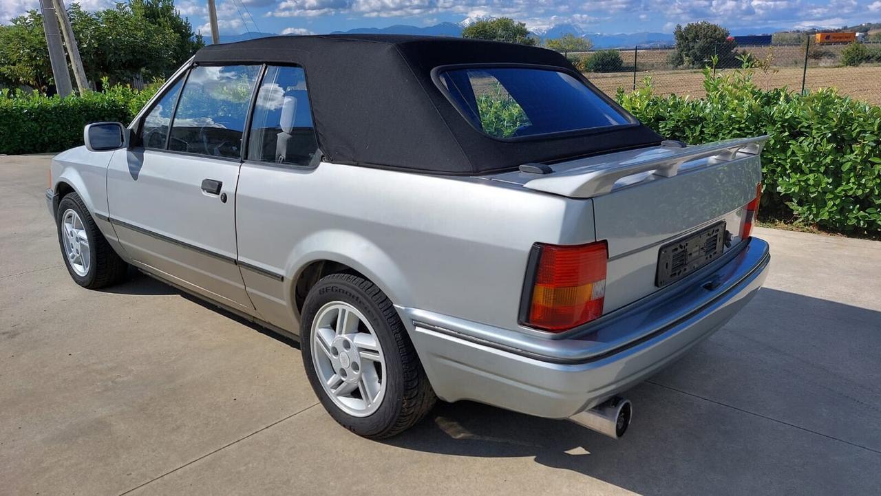 Ford XR3i Cabrio 1.6 Capote Nuova