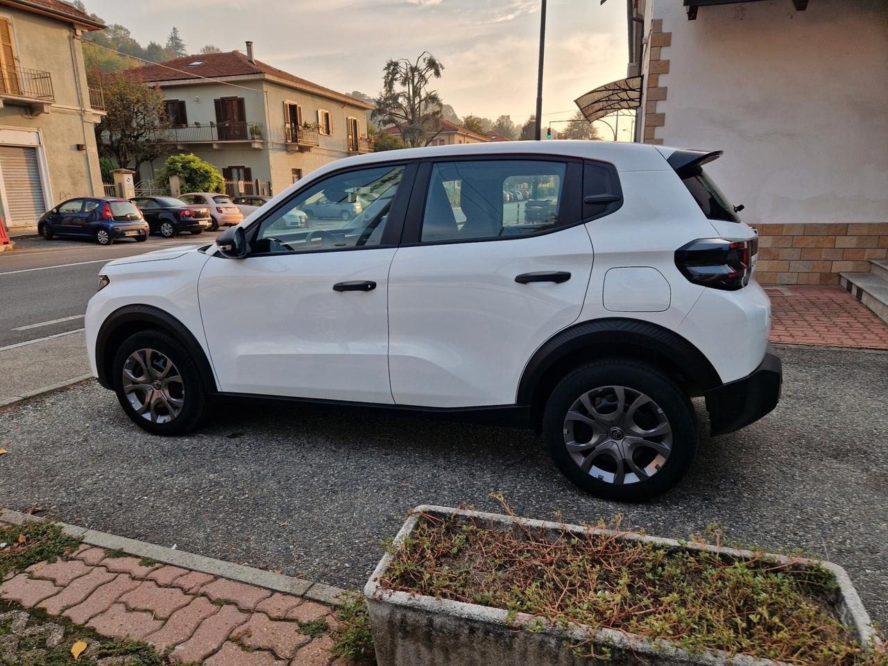 Citroen C3 1.2 100CV "SOLO 4.500 km" Carplay, Sensori post., Cruise