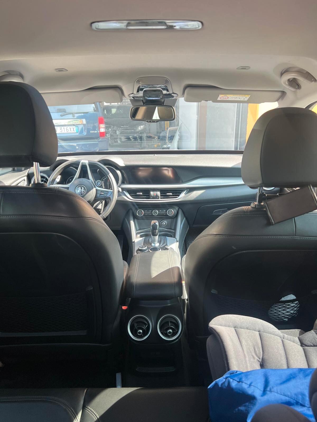 Alfa Romeo Stelvio 2.2 Turbodiesel 180 CV AT8 Q4