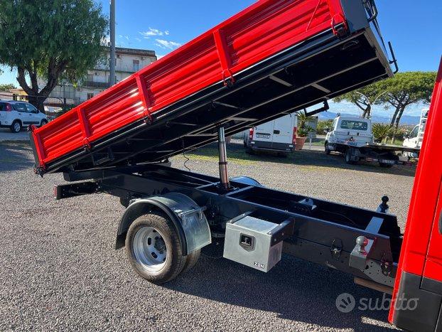 Iveco daily ribaltabile trilaterale