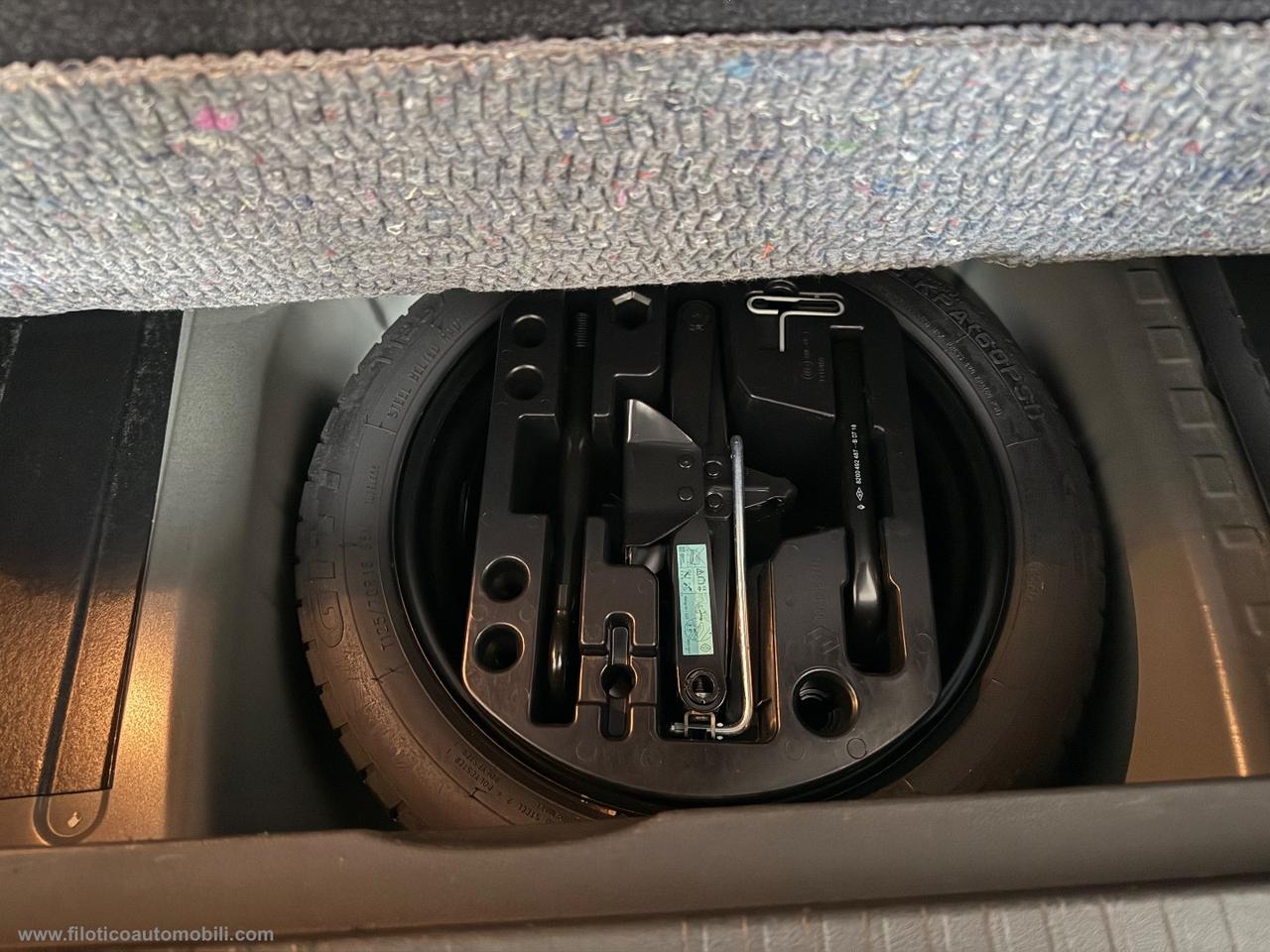 RENAULT Captur dCi 8V 90 CV Life BLUETOOTH - TAGLIANDATA