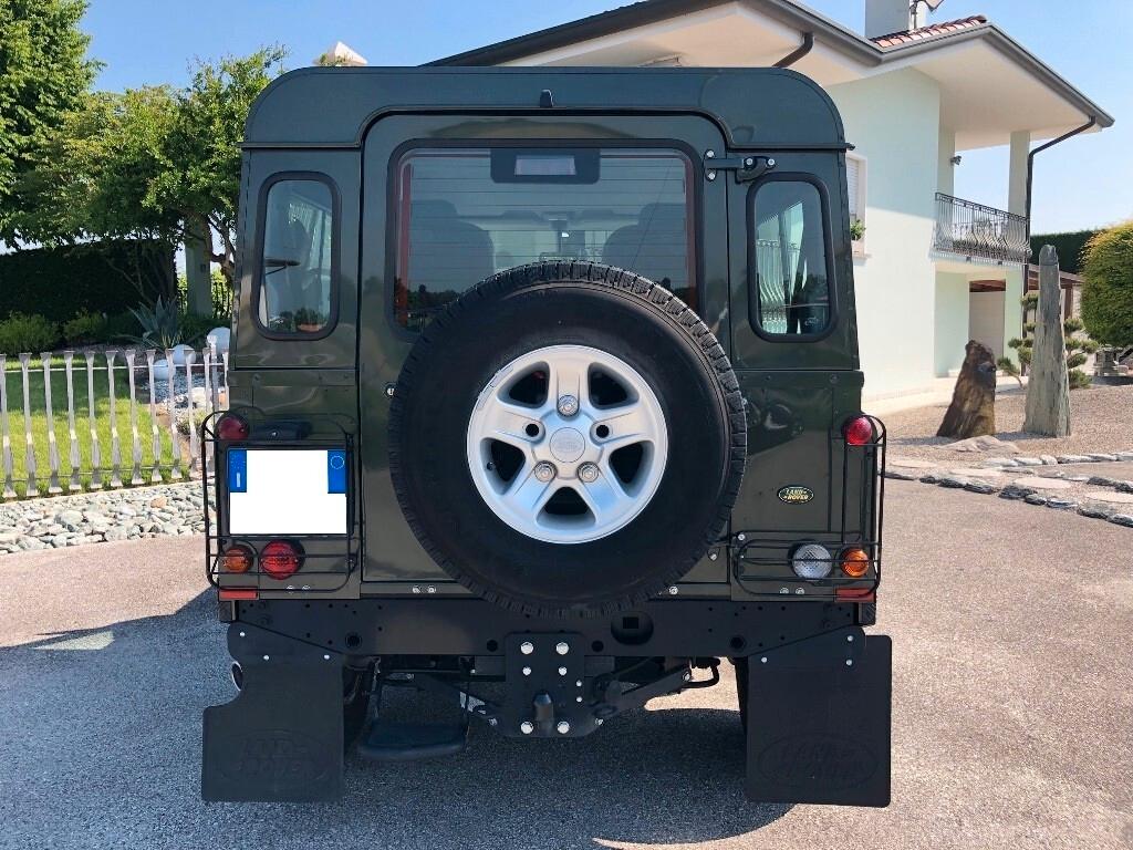 Land Rover Defender 90 2.4 TD4 S